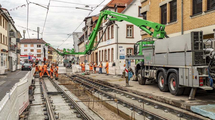 Gleisbauarbeiten in der Dossenheimer Landstrasse im Rahmen der Umbauwoche im September 2025