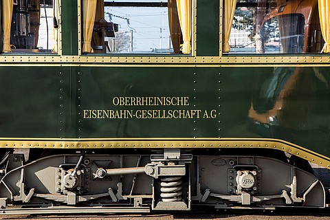 Schriftzug "Oberrheinische Eisenbahngesellschaft" auf dem rnv-Salonwagen